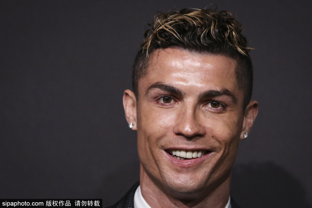 毕尔巴鄂竞技遭遇皇家马德里，莱库埃坦言失利令人痛苦（对阵皇家马德里落败，莱库埃直言这场失利令毕尔巴鄂竞技痛心）