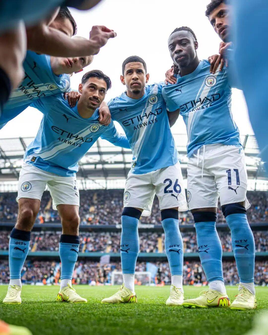 那不勒斯官方：吉尔摩周一将接受手术；据悉将缺阵至明年一月（那不勒斯官宣：吉尔摩将于周一接受手术，预计缺阵至明年一月）