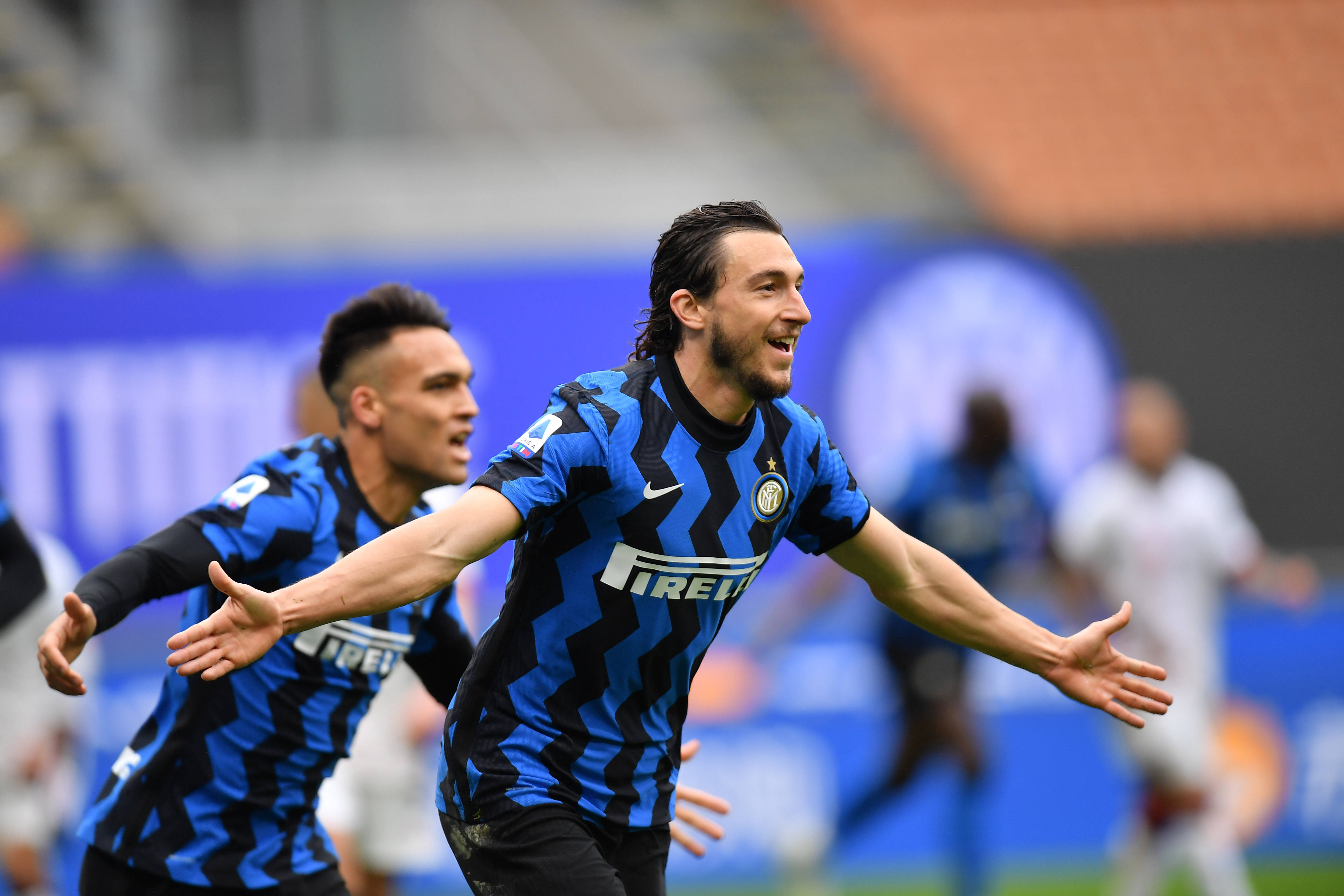 记者：杨希、向余望对阵韩国U22时大概率无法出场（记者：杨希、向余望对韩U22之战大概率缺席）