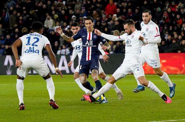 西甲：皇马主场4-2战胜皇家贝蒂斯（西甲：皇马主场4-2击败皇家贝蒂斯）