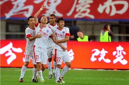 意大利杯1／8决赛米兰客场0-1负于拉齐奥被淘汰出局（意大利杯1／8决赛：米兰客场0比1不敌拉齐奥，止步十六强）