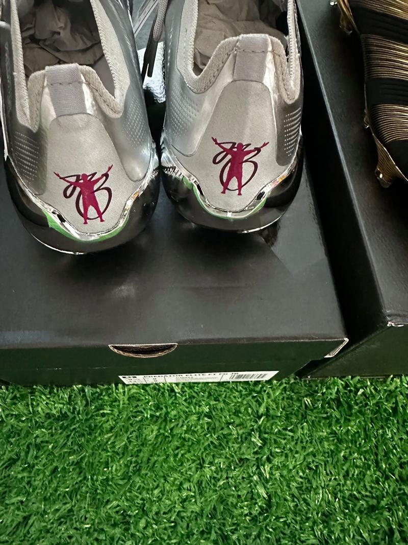 观战台：枪手苦战维拉+曼城遇黑马 梅西冲击生涯第47冠（前瞻：阿森纳鏖战维拉，曼城对阵黑马，梅西冲击生涯第47冠）