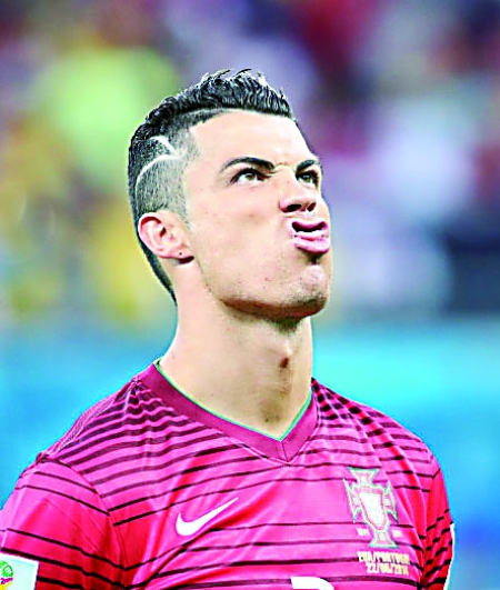 欧冠巅峰对决成主帅保卫战 皇马主场翻身可博胜（欧冠巅峰之战成帅位保卫战 皇马主场有望反弹取胜）