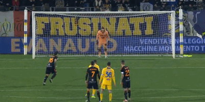 外媒：国米正在尝试引进哈伊杜克18岁中卫布拉尼米尔（外媒：国际米兰尝试签下哈伊杜克18岁中卫布拉尼米尔）