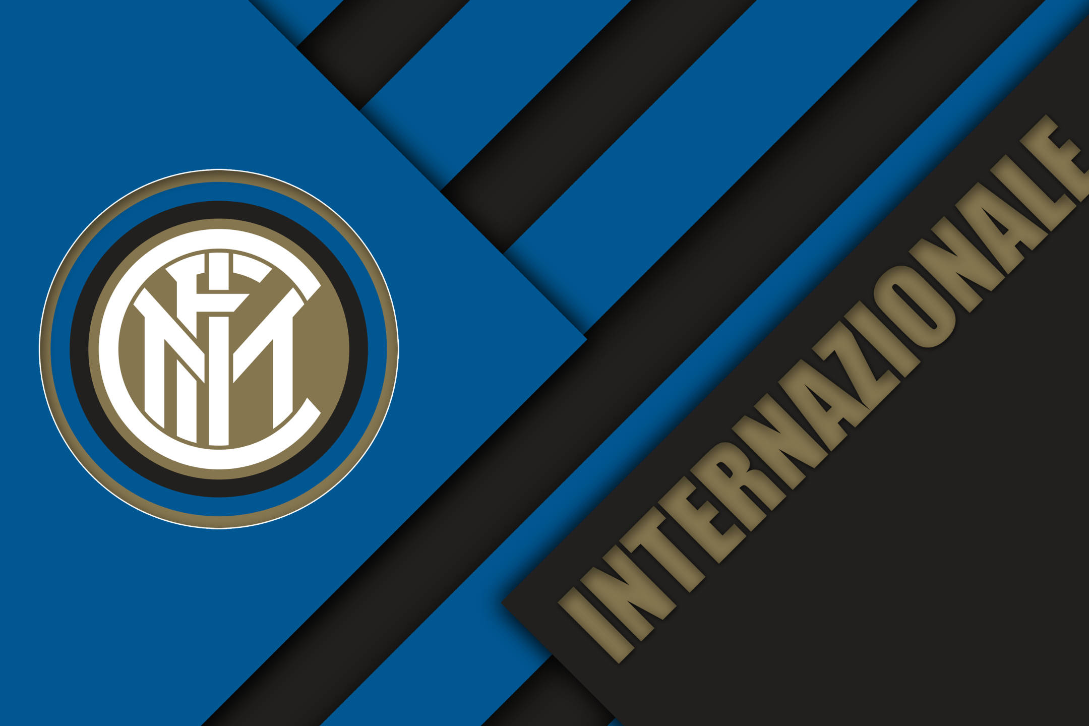 TA：因现代足球重视边路与攻防转换，菱形中场阵型已几乎绝迹（TA：在现代足球强调边路与攻防转换的趋势下，菱形中场几乎走入历史）