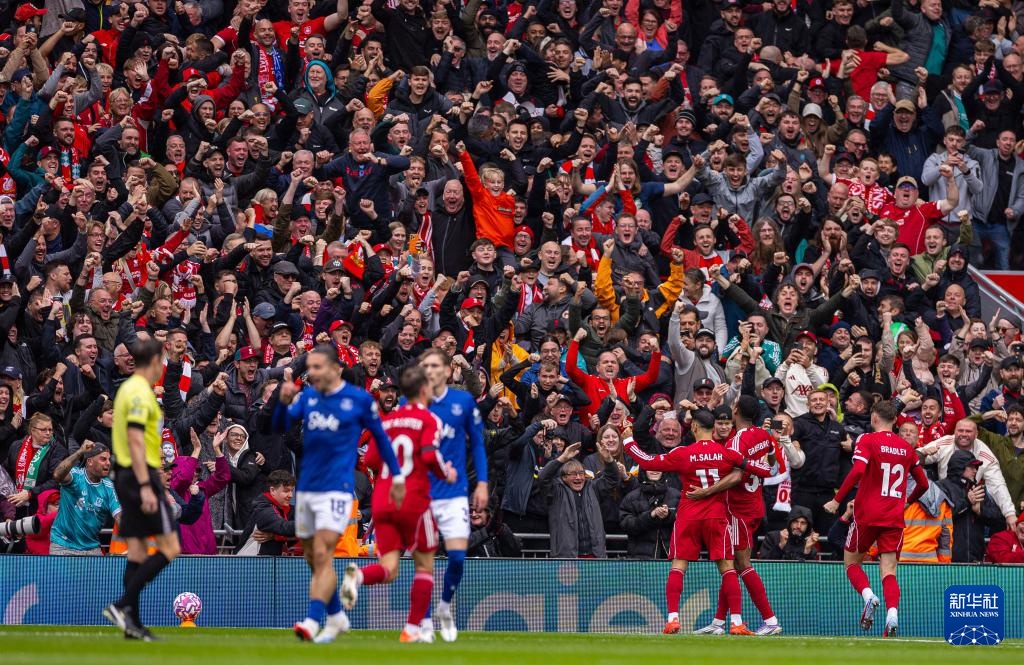 永不言弃，李可赛后社媒：我们将团结一心，战至终章（绝不放弃！李可赛后社媒：众志成城，拼到最后一刻）