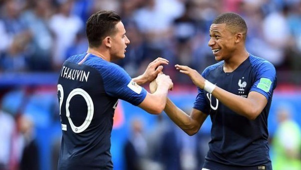 德天空：阿森纳多次考察法兰克福快马巴奥亚，红军热刺也有意（德天空称阿森纳多次考察法兰克福飞翼巴奥亚，利物浦和热刺也在关注）