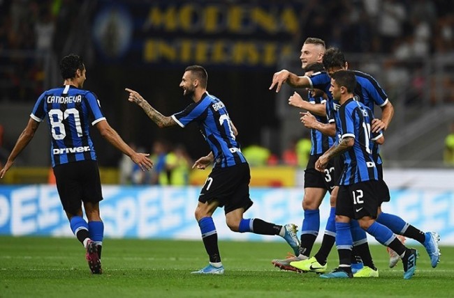 北青：足协将择期安排邵佳一上任发布会；国足恐最早明年初重组（北青：足协拟择期为邵佳一举行就任发布会，国足重组或最早推迟至明年初）