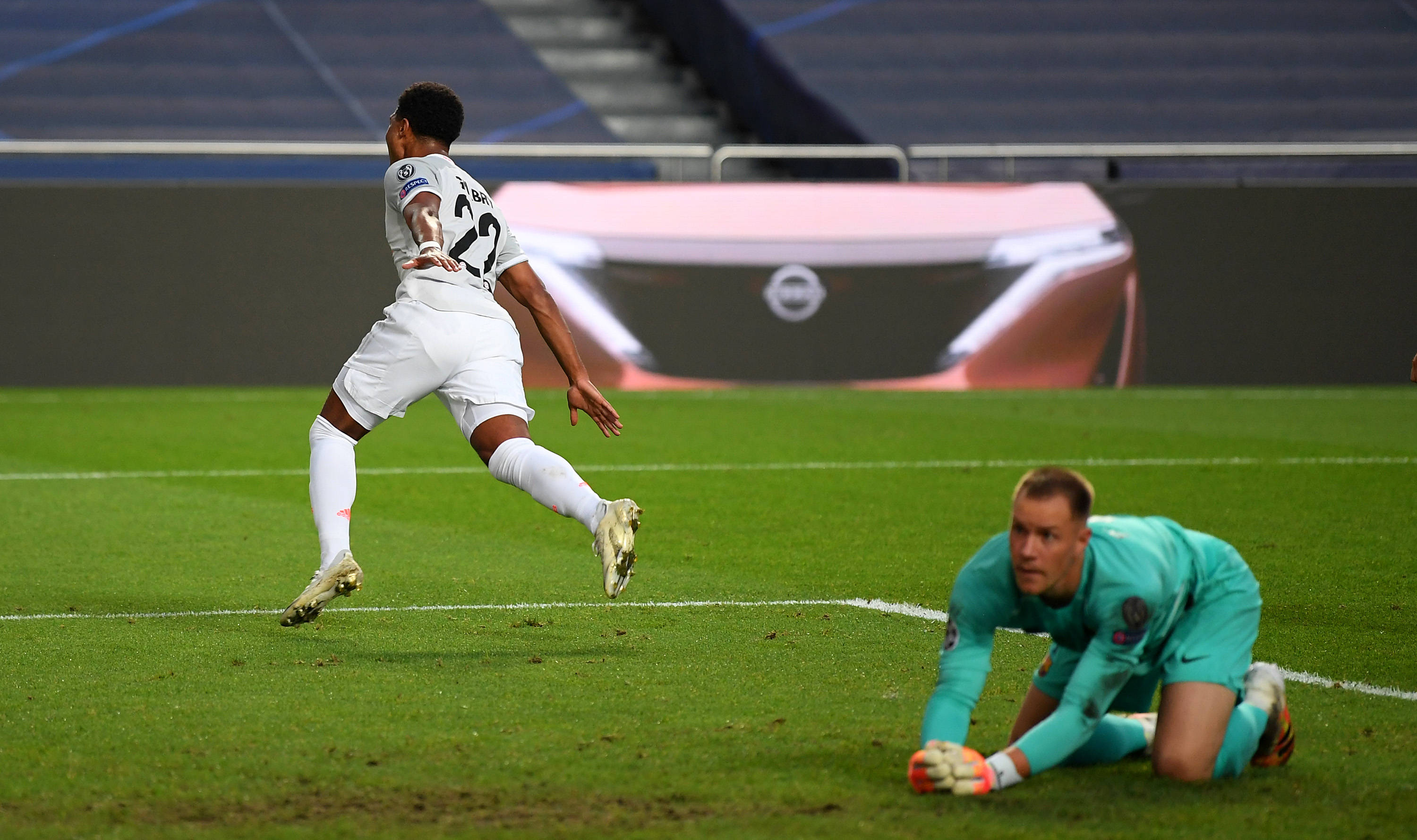 伯纳尔：要继续努力才能回到最佳水平，过去一年对我来说很难