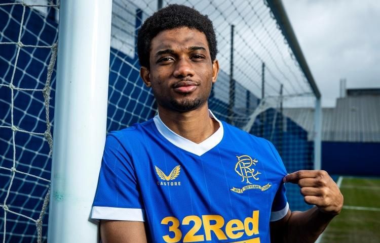 共和报：米兰正加速推进签回蒂亚戈-席尔瓦的交易（共和报：米兰提速推进蒂亚戈-席尔瓦回归交易）