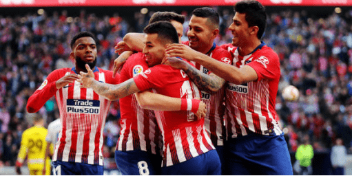 西媒：法兰克福球迷损坏诺坎普设施，巴萨向其索赔6100欧（西媒称：诺坎普设施遭损坏，巴萨向法兰克福球迷索赔6100欧元）