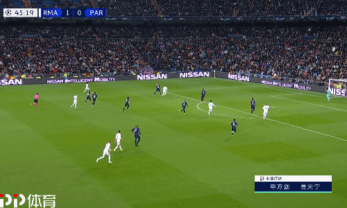 莱万：失去袖标很难过，但感受到了球迷的爱；不恨普罗别日（莱万：失去队长袖标令人难受，但我感受到了球迷的爱；对普罗别日无恨）